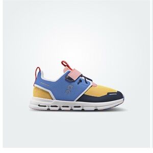 On Cloud Running Kids' Cloud Play Sneakers